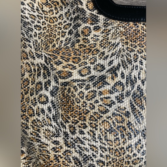 Animal Print Handbag - Picture 3 of 10
